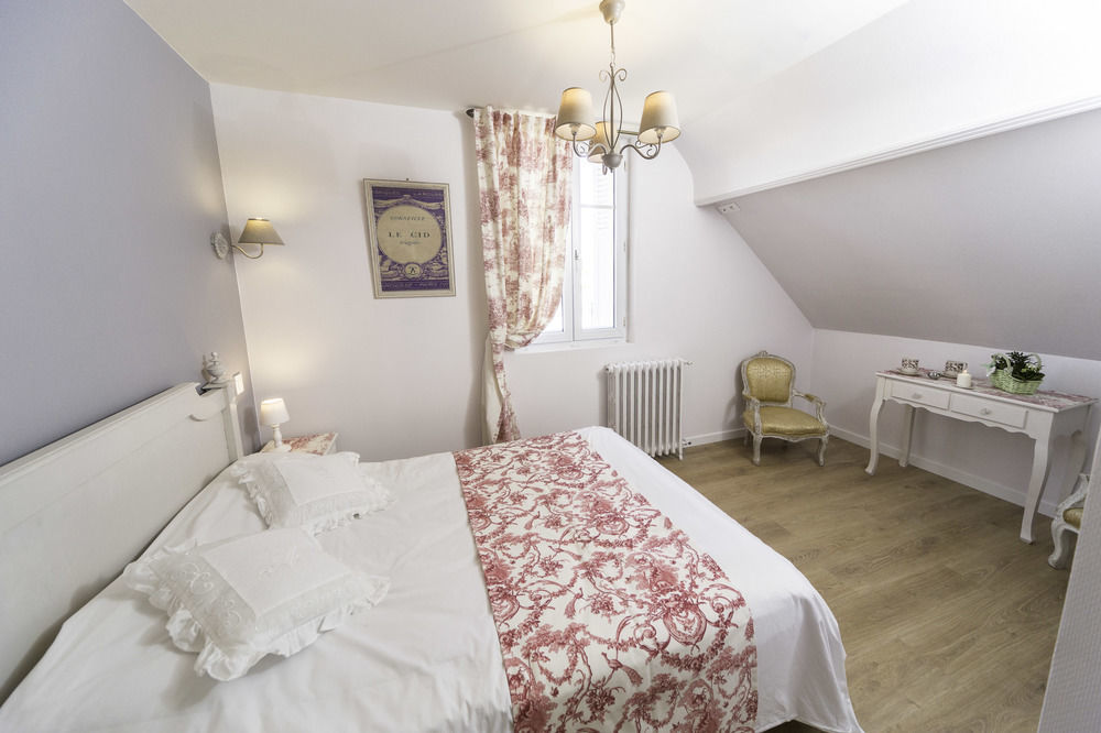 La Les Mots Passants Cabourg